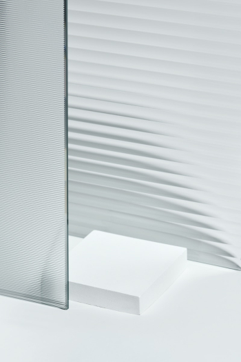 Pattern glass product backdrop with stand | Free stock photo | High Resolution image