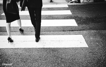 People crossing a city road | Free stock photo - 428154 People crossing a city road | Free stock photo - 428154