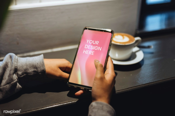 Phone screen mockup | Free stock psd mockup - 1077837