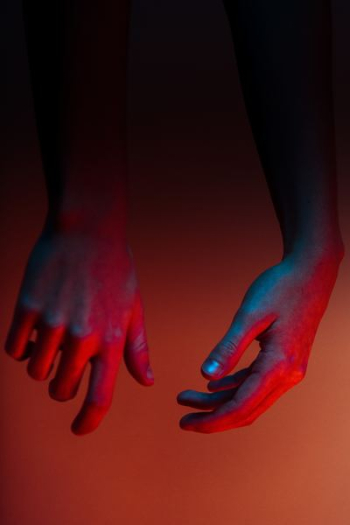 photo of person's hands