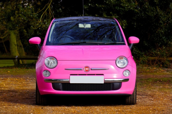 Photo of Pink Fiat 500 Car