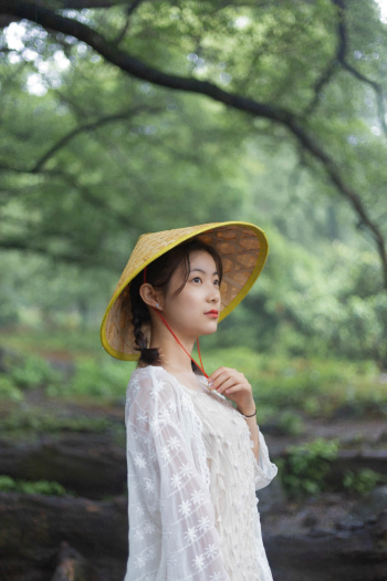 Photo Of Woman Wearing Conical Hat Photo Of Woman Wearing Conical Hat