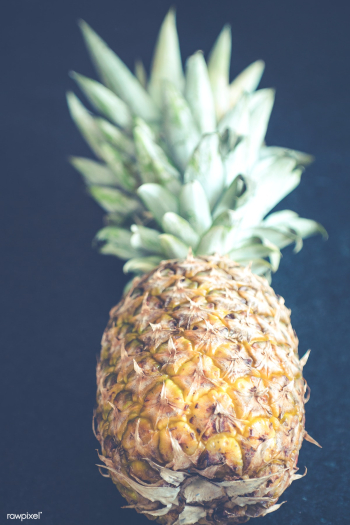 Pineapple on dark background | Free public domain photo - 432332 Pineapple on dark background | Free public domain photo - 432332