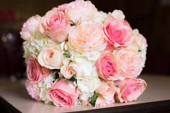 Pink Hybrid Tea Rose Flower Bouquet Pink Hybrid Tea Rose Flower Bouquet