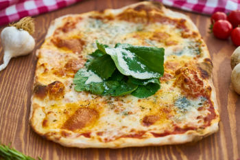 Pizza With Bacon Toppings Pizza With Bacon Toppings