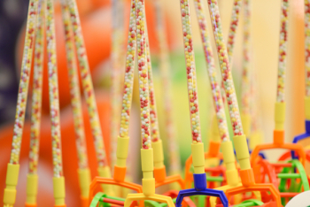 Plastic Toys With Candies Plastic Toys With Candies