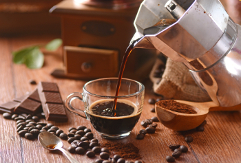 pour coffee into glass cup pour coffee into glass cup