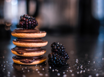 Raspberry on Cookie Raspberry on Cookie