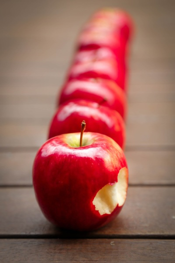 Red Apple Red Apple