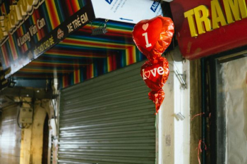 red heart balloons red heart balloons