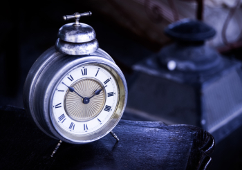 Round Alarm Clock Round Alarm Clock