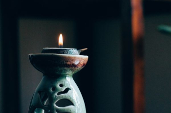 rule of thirds photography of lit candle rule of thirds photography of lit candle