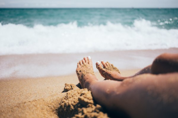 Sandy Feet Sandy Feet