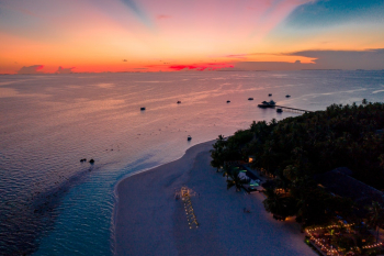 Scenic Photo Of Beach During Dawn Scenic Photo Of Beach During Dawn