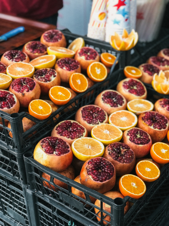 Sliced Fruits in Crates Sliced Fruits in Crates