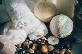 Spa Candle Towel And Stones Spa Candle Towel And Stones