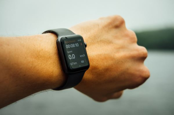 space gray aluminum case Apple watch space gray aluminum case Apple watch
