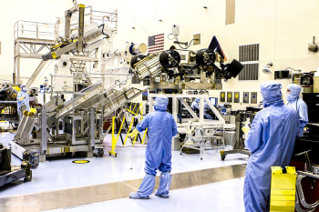 Spacecraft technicians from NASA&#39;s Jet Pr.. | Free public domain photo - 441084