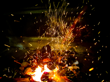 Sparkling Bonfire Sparkling Bonfire