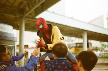 Spidey real busy Spidey real busy