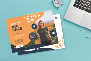 Spring sale flyer mock-up on blue background Free Vector