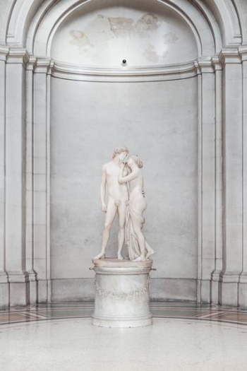statue of man and woman statue of man and woman