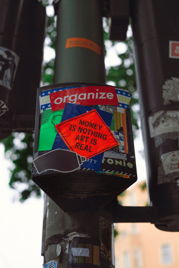 Sticker on a traffic light pole in Berlin, Ge.. | Free public domain photo - 473468