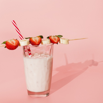Strawberry banana smoothie Free Photo
