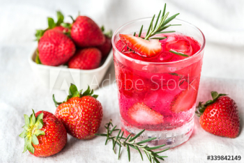 Strawberry rosemary infused water recipe Strawberry rosemary infused water recipe