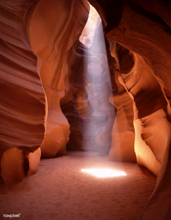 Stunning Light Shaft, Arizona Slot Canyon. Or.. | Free public domain photo - 421894