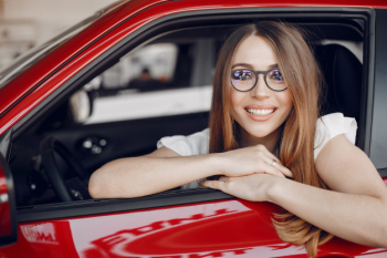 Stylish and elegant woman in a car salon Free Photo Stylish and elegant woman in a car salon Free Photo