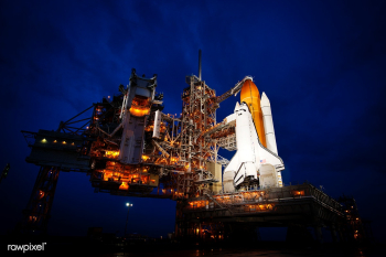 The space shuttle Atlantis is seen shortly af.. | Free public domain photo - 440727
