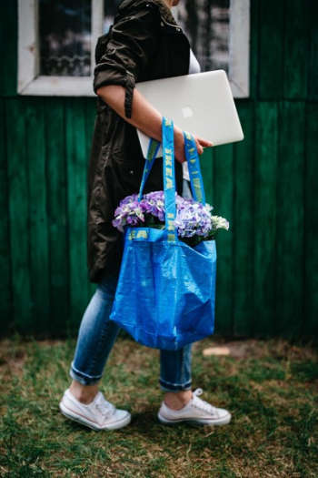 THE TOP TREND THIS SEASON - IKEA's FRAKTA Shopping Bag THE TOP TREND THIS SEASON - IKEA's FRAKTA Shopping Bag
