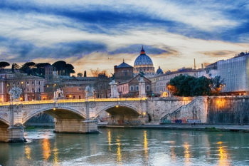 Tiber River, Rome Tiber River, Rome
