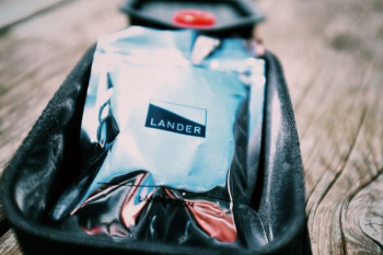 tilt shift lens photography of gray sachet tilt shift lens photography of gray sachet