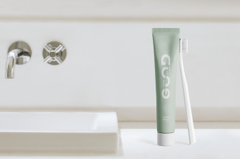 Toothbrush and toothpaste mockup psd | Free PSD Mockup - rawpixel