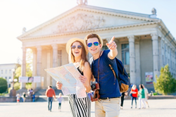 Tourist couple in city