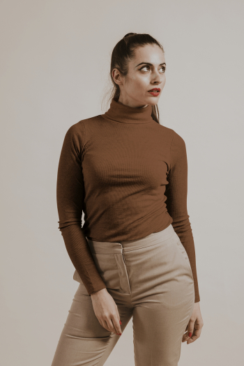 Turtleneck shirt mockup, women’s fashion | Free PSD Mockup - rawpixel Turtleneck shirt mockup, women’s fashion | Free PSD Mockup - rawpixel