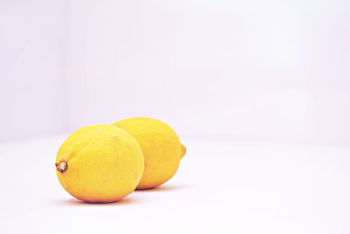 Two Lemon Fruits Two Lemon Fruits