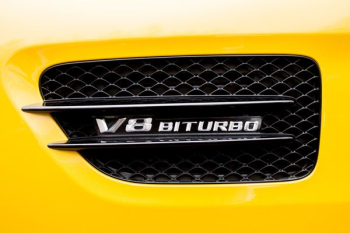 V8 Biturbo vehicle part V8 Biturbo vehicle part