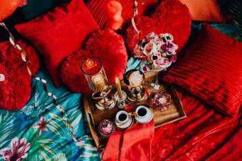 Valentine's Day Breakfast in Bed Valentine's Day Breakfast in Bed
