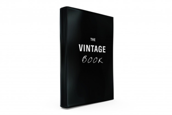 Vintage book mock-up Free Psd