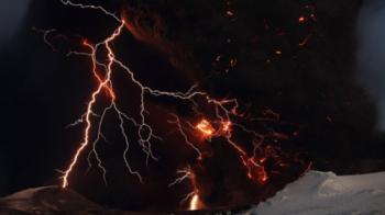 Volcanic lightning flashes in Iceland Volcanic lightning flashes in Iceland