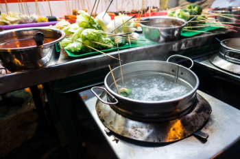 Water boiling to cook Water boiling to cook