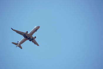 White Airliner White Airliner
