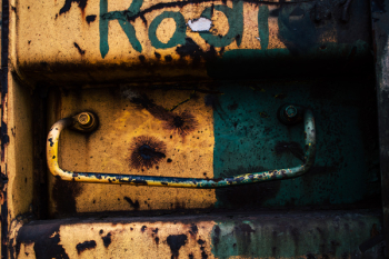 White and Green Rust Photography White and Green Rust Photography