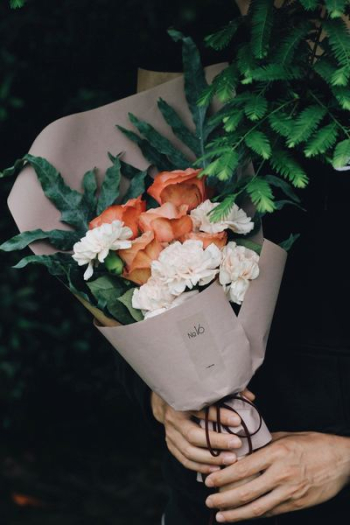 white and orange flower bouquet white and orange flower bouquet