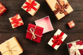 White And Red Gift Boxes White And Red Gift Boxes