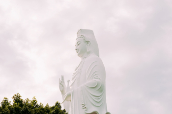 White Buddha Statue White Buddha Statue