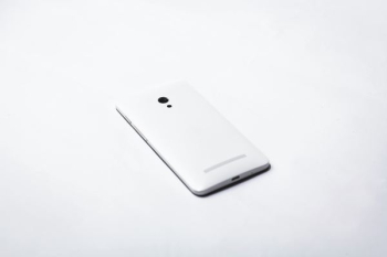 white smartphone white smartphone